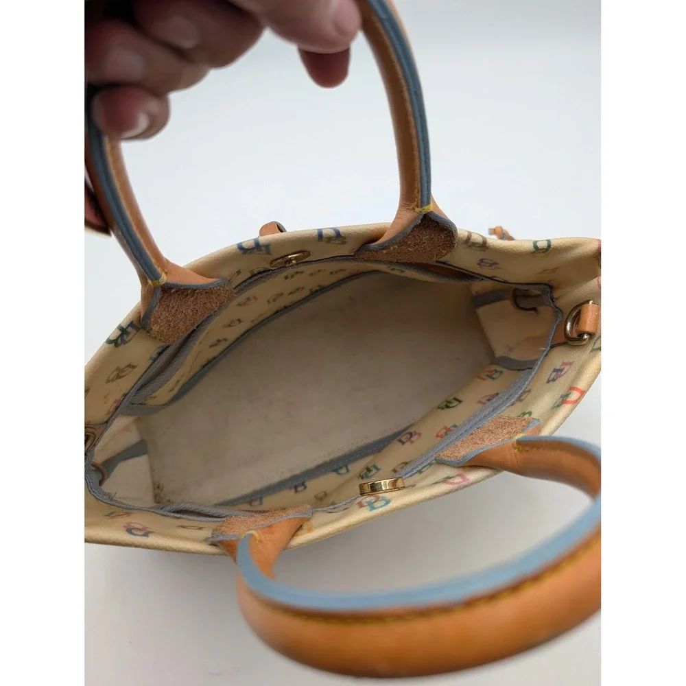 Vintage Dooney & Bourke Satchel Bag Womens Medium Beige Canvas Leather Bee Print